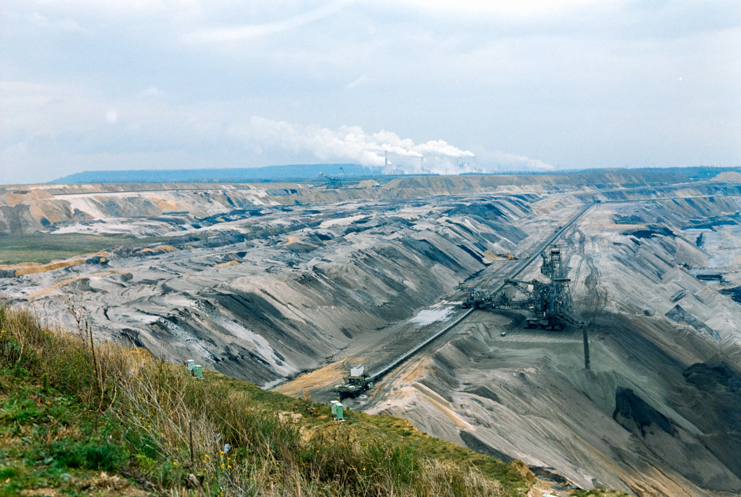 AHP film 2004 11 002 sc240828 img08 NLP